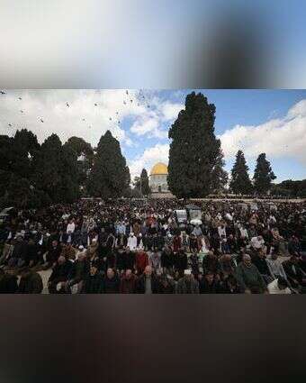 תפילת יום שישי במהלך חודש רמדאן בהר הבית. | EPA