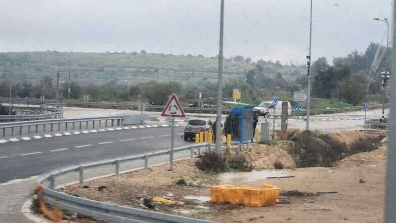 זירת הפיגוע סמוך לצומת הגוש. | ישי גלעד, TPS זירת הפיגוע סמוך לצומת הגוש. | ישי גלעד, TPS