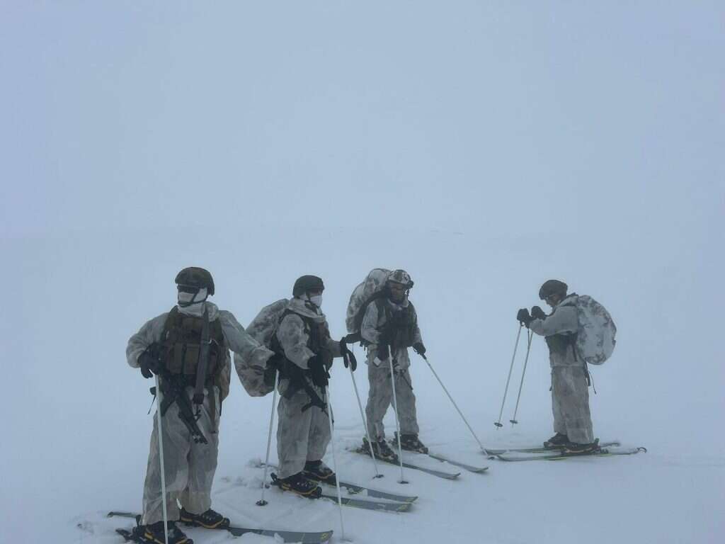 לוחמי צה"ל מיחידת האלפיניסטים בחרמון. | דובר צה"ל