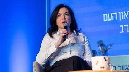 אירינה נבזלין יו"ר דירקטוריון "אנו – מוזיאון העם היהודי" ונשיאת קרן נדב בוועידת מקור ראשון לחברה וביטחון בשדרות. | לירון מולדובן אירינה נבזלין יו"ר דירקטוריון "אנו – מוזיאון העם היהודי" ונשיאת קרן נדב בוועידת מקור ראשון לחברה וביטחון בשדרות. | לירון מולדובן