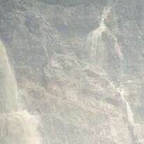 שיטפונות בעינות צוקים על מצוק העתקים. | רותם לוי רשות הטבע והגנים