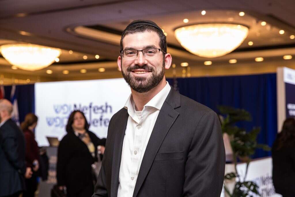 הרב שמעון קרוננברג. | שחר עזרן