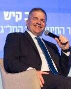 לירון מולדובן