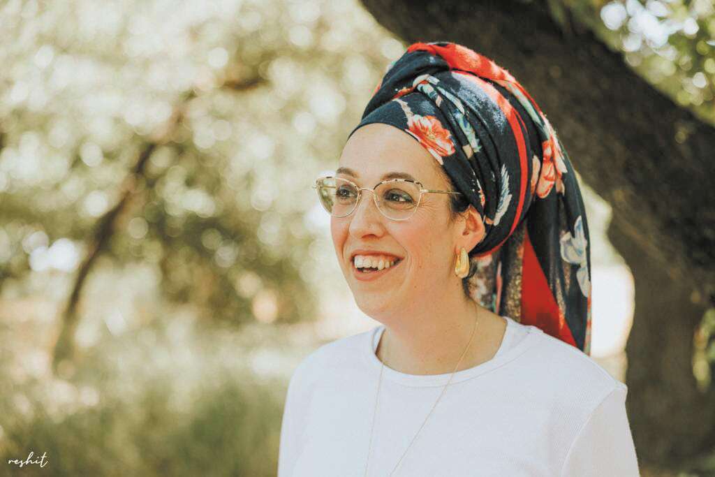 הדס לוינשטרן. | ראשית לפידות הדס לוינשטרן. | ראשית לפידות