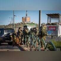 כוחות צה"ל בצומת אלעזר, הבוקר. | גרשון אלינסון, פלאש 90