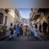 צעדת תחפושות בפורים במאה שערים. | חיים גולדברג - פלאש 90