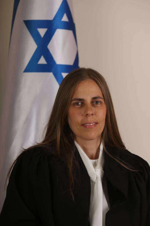 ג'ויה סקפה־שפירא. | אתר הרשות השופטת