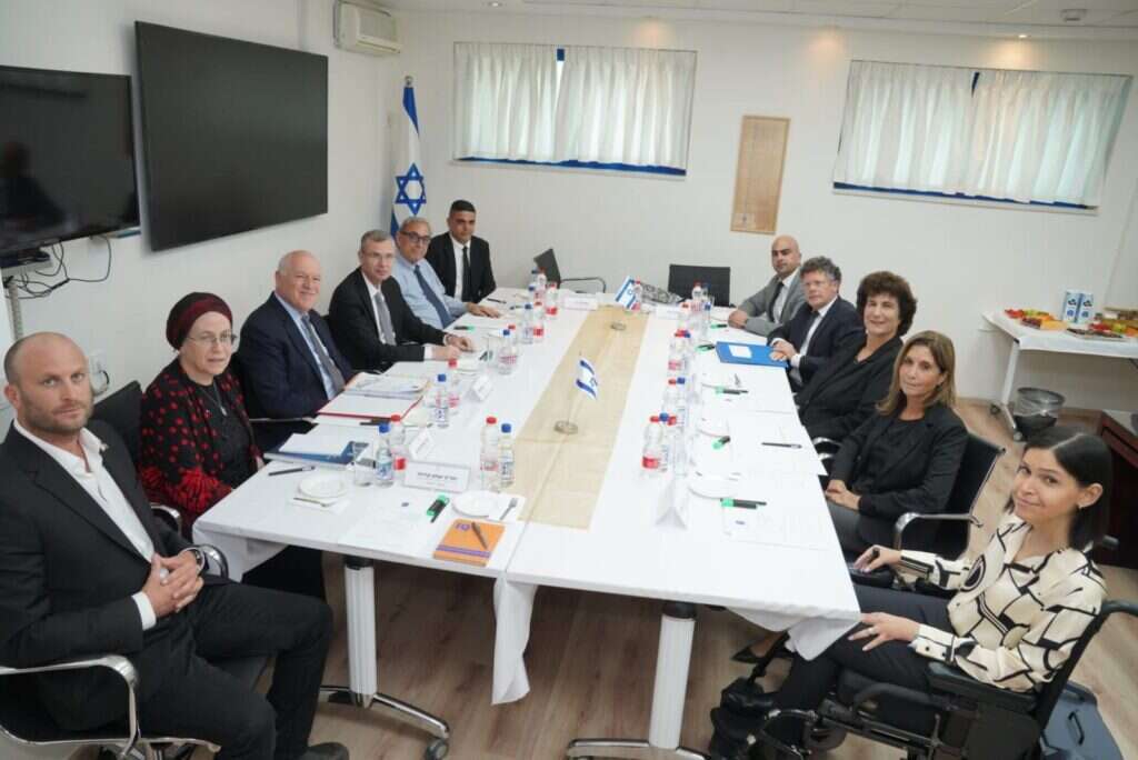 הוועדה לבחירת שופטים, נובמבר 23. | מיכאל דימנשטיין, לע"מ