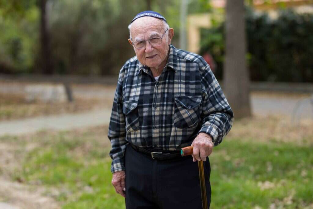 ליפא אהרוני. | לירון מולדובן ליפא אהרוני. | לירון מולדובן