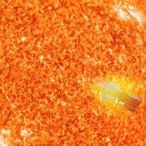 הגשושית פרקר בהדמיה על רקע השמש. | שאטרסטוק