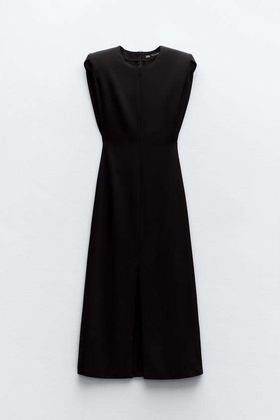 שמלת קרפ עם כריות בכתפיים, זארה, 259 שקלים. | יח"צ