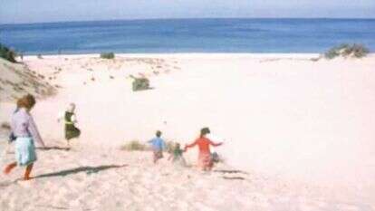 מסך מתוך הסדרה, כאן 11