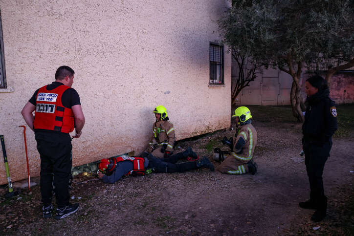 החיפושים אחרי היימנוט קסאו. | דוד כהן, פלאש 90 החיפושים אחרי היימנוט קסאו. | דוד כהן, פלאש 90