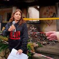 עמית סוסנה לאחר שחרורה מהשבי. | Alexandre Meneghini, רויטרס