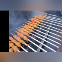 קבב על האש ברצועת עזה. | מסך