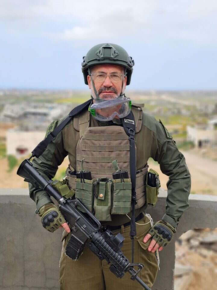 מגן הוקרה. אל"ם הרב צחי פנטון. | באדיבות המצולם