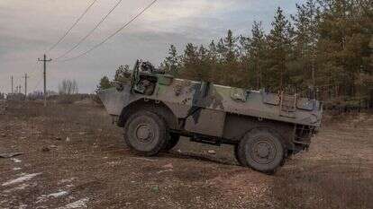 נגמ"ש מסוג VAB של צבא צרפת. | Roman PILIPEY / AFP