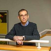 מאיר קראוס. | נעמה שטרן