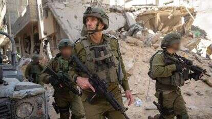 הרמטכ"ל רב אלוף אביב כוכבי בחאן יונס. | דובר צה"ל