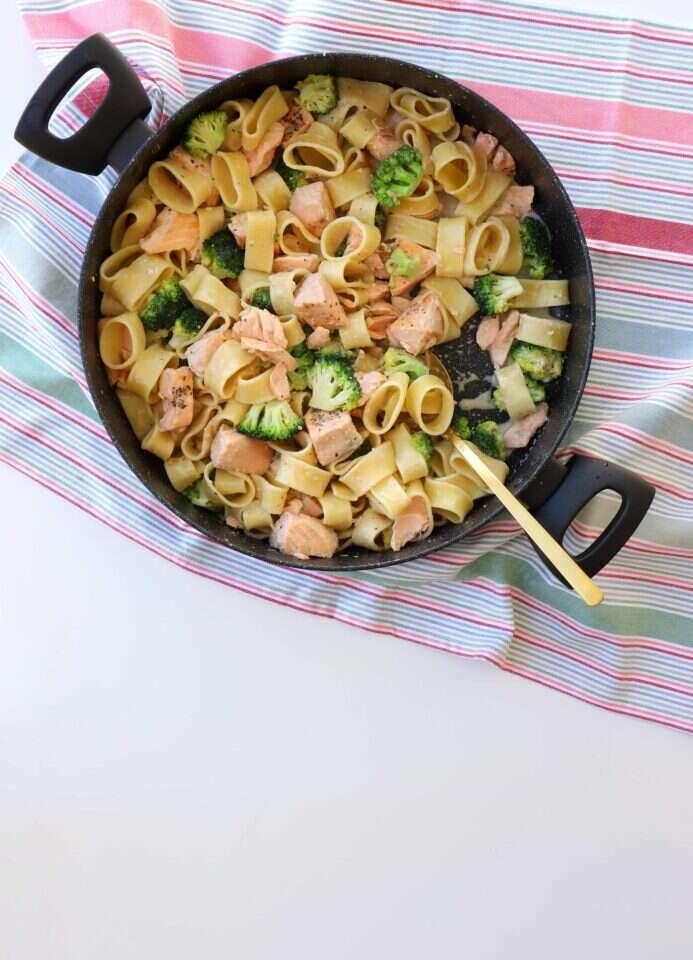 סלמון עם פסטה וברוקולי. | אפרת ליכטנשטט