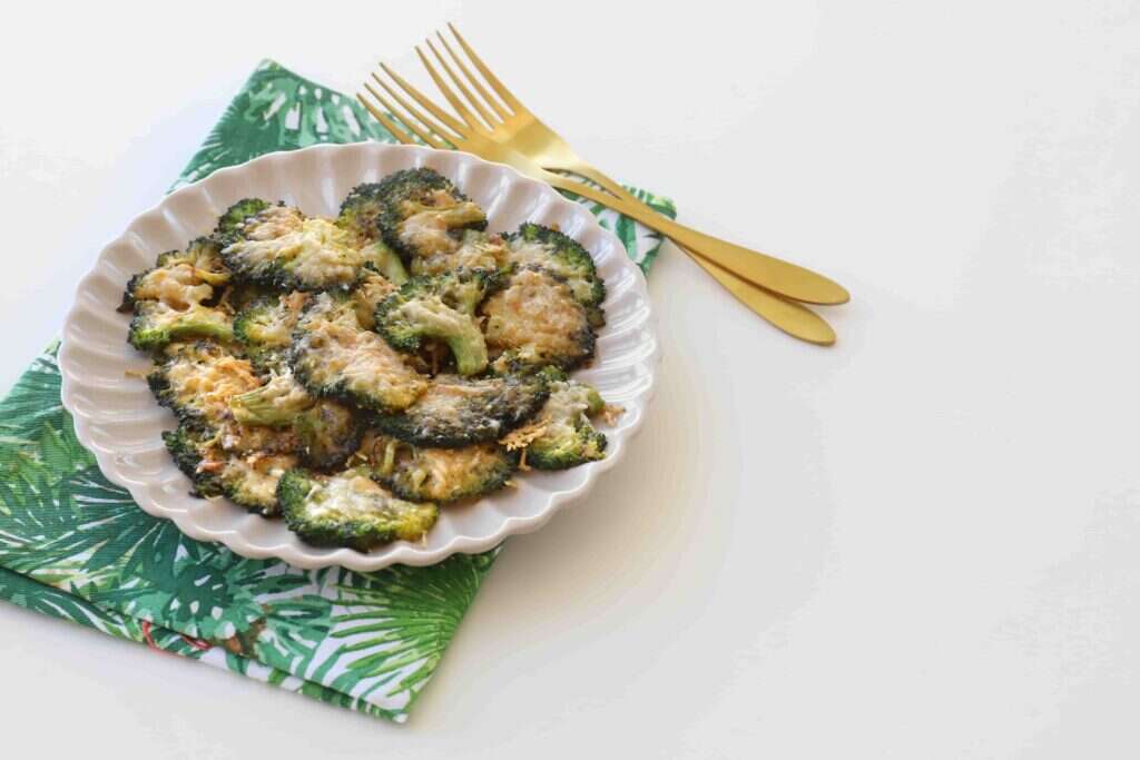 חטיפי ברוקולי ופרמזן. | אפרת ליכטנשטט