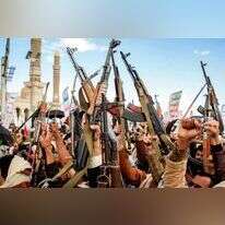 מפגינים תימנים מביעים תמיכה בחמאס בצנעא. | AFP