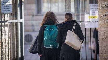 תלמידות חרדיות. | יונתן זינדל, פלאש 90