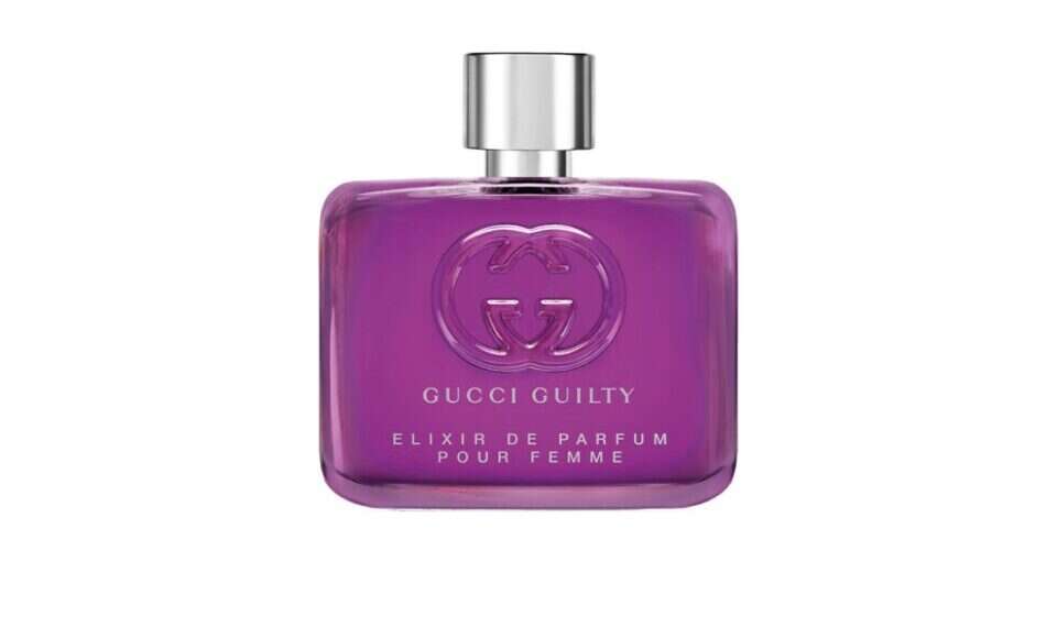 בושם של גוצ'י גילטי לאשה. | יח"צ