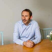 שלום וייל. | נעמה שטרן