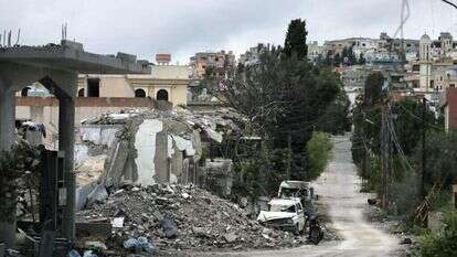 הכפר עיתא א-שעב בדרום לבנון אחרי תקיפות צה"ל. | AFP