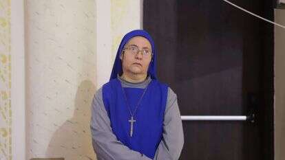 נזירה, ארכיון. | EPA/MOHAMED HAJJAR