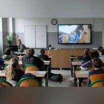 כיתת לימוד בפולין, בה עבר חוק נגד שיעורי בית. | Czarek Sokolowski, AP