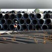 חומרי בניין בנמל חיפה. | רויטרס