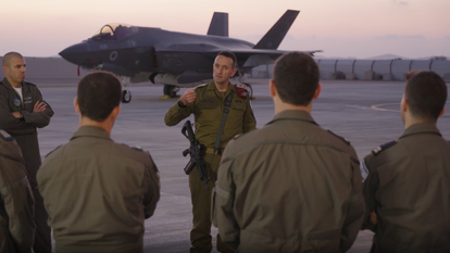 הרמטכ"ל הרצי הלוי בבסיס חיל האוויר בנבטים, אתמול. | דובר צה"ל