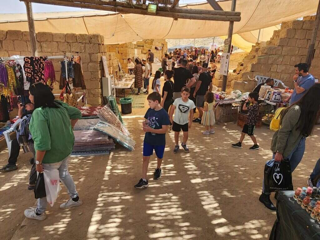 פסח 2023 בעיינות צוקים, | מירי אלטשולר