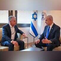 ראש הממשלה בנימין נתניהו עם ראש המוסד דדי ברנע, ראש המשלחת הישראלית לקטאר, ארכיון | קובי גדעון - לע"מ