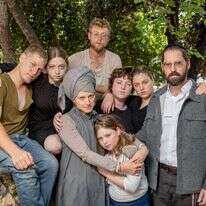 מרים ואופיר אחימאיר וילדיהם. | - נעמה שטרן