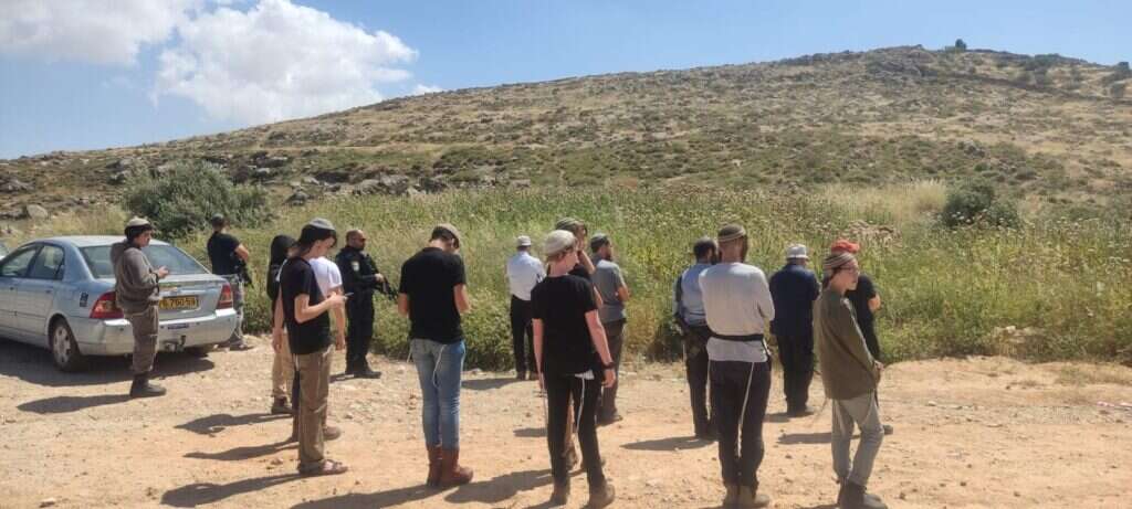 תושבי בנימין בהפגנה נגד פיגועי הטרור, היום