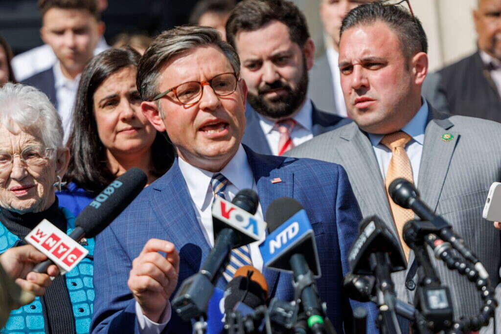 יו"ר בית הנבחרים האמריקני מייק ג'ונסון נואם בעד ישראל באוניברסיטת קולומביה, השבוע. | EPA