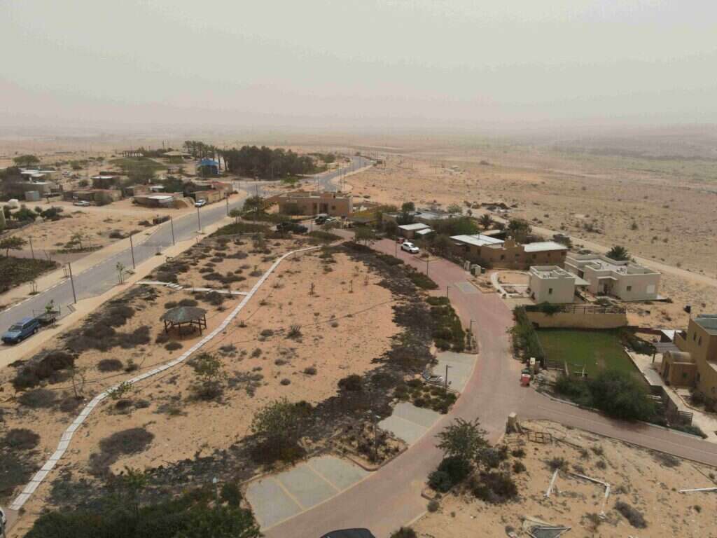 "הגבול עובר בכל מקום שיש בו יהודי". באר־מילכה. | לירון מולדובן