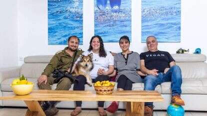 משפחות צרפתי ותלם, רחובות. | יוסי אלוני משפחות צרפתי ותלם, רחובות. | יוסי אלוני