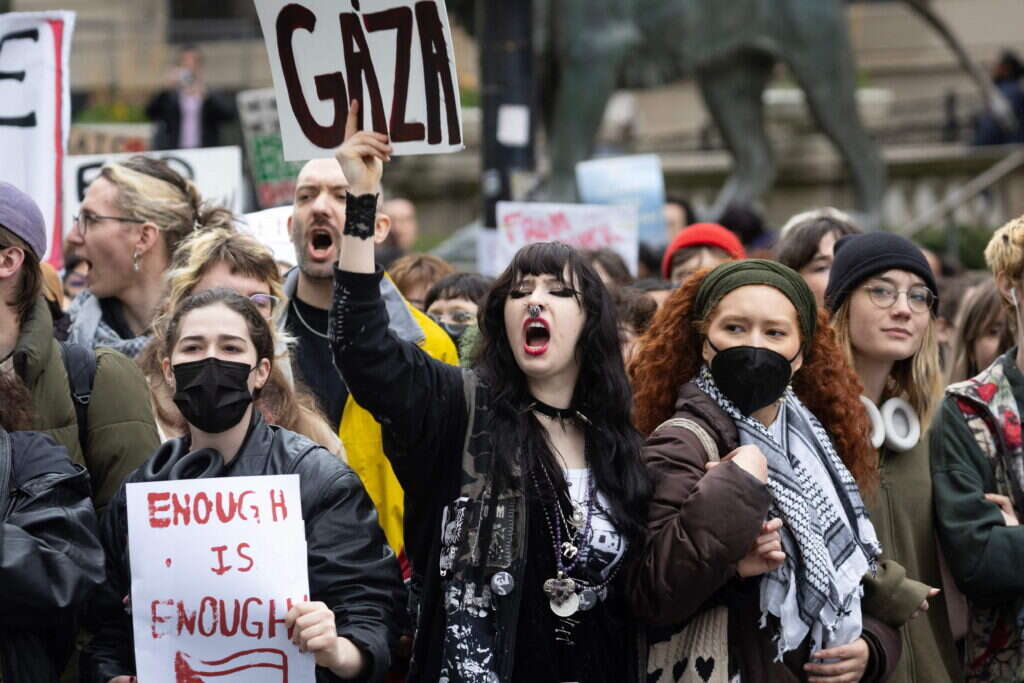 מפגינים אנטי-ישראלים באוניברסיטה בשיקגו. | Getty Images via AFP