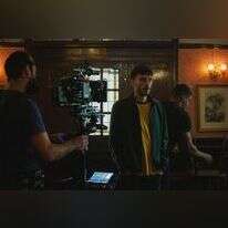 ריצ'ארד גאד ב"אייל קטן". | באדיבות נטפליקס