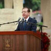 נשיא המדינה יצחק הרצוג בטקס יום הזיכרון לחללי מערכות ישראל, תשפ"ד. | אריק מרמור, פלאש 90