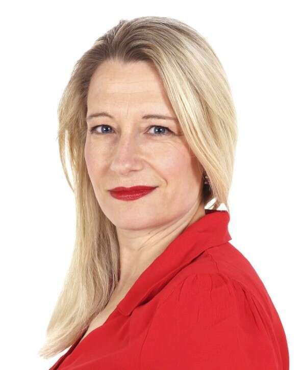 "אני אוהבת את הנשים האלה". אדלינגטון. | Denise Curran