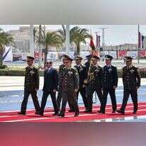 הרמטכ"ל המצרי אוסאמה עסכר לצד נשיא מצרים עבד אל-פתאח א-סיסי. | AFP