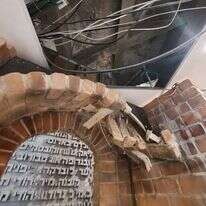 מנזקי פגיעת הטיל במוזיאון השואה. צילים: אלישיב רייכנר