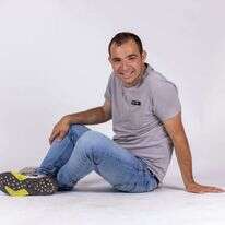 אברומי פרידמן. | אריק סולטן. סטיילינג: מעיין רתם ברש