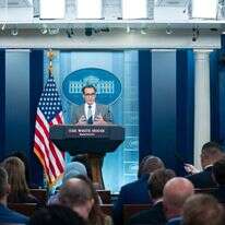 דובר הבית הלבן, ג'ון קירבי, בהצהרה לעיתונאים. | EPA דובר הבית הלבן, ג'ון קירבי, בהצהרה לעיתונאים. | EPA