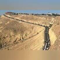 חסימת משאיות סיוע במצפה רמון. | צו 9